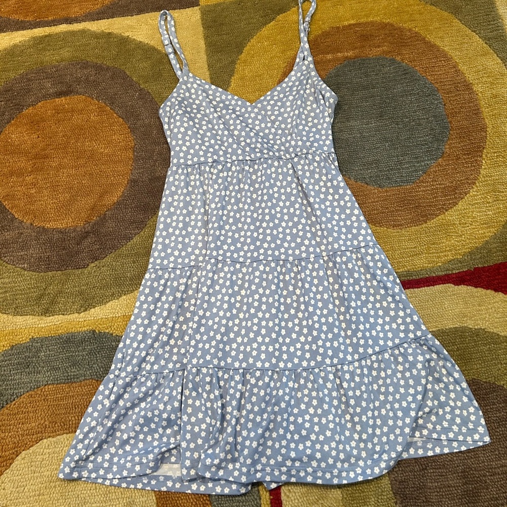 Hollister Stretchy Soft Light Blue Floral Print Spaghetti Strap Ruffle Dress M